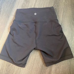Lulu Align biker shorts, 4’’, size 4